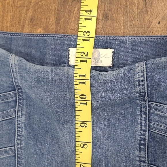 We The Free Jeans Women's sz 29 Pull On Skinny Leg Cropped High Rise Denim Jean - Picture 9 of 10
